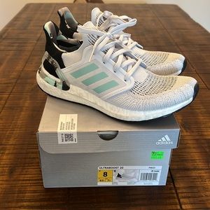 ADIDAS UltraBoost 20 NWT